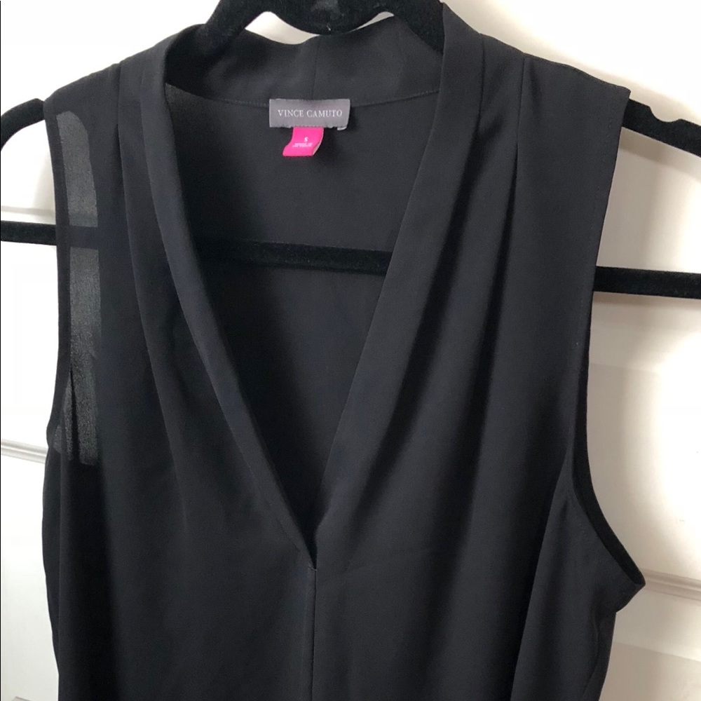 Sleeveless blouse